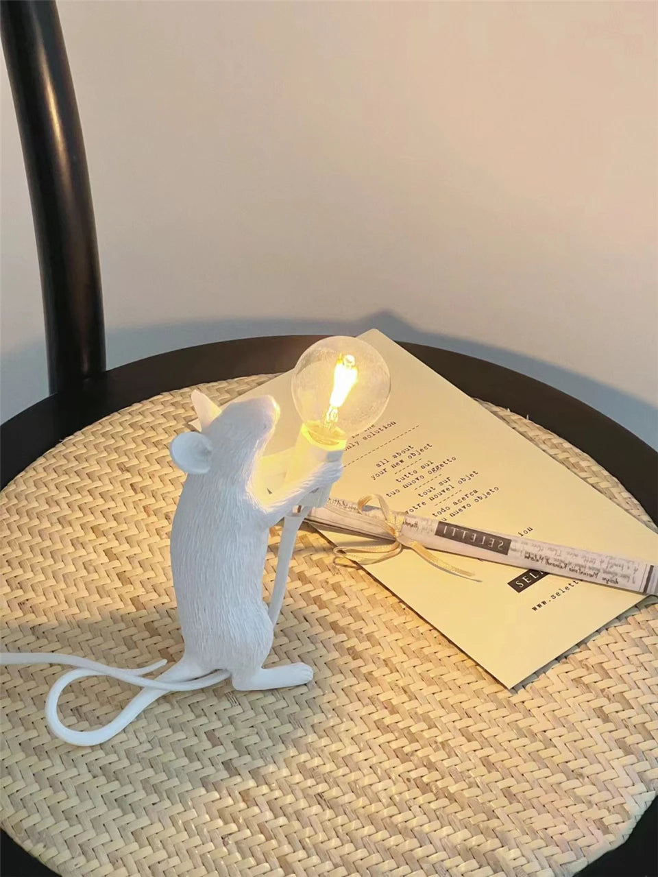 Indoor Mouse Sculpture Lamp, USB Plug