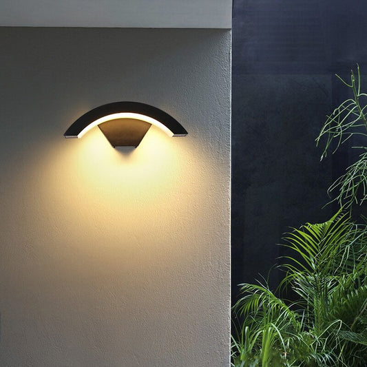 Enakei Outdoor Wall LED Light